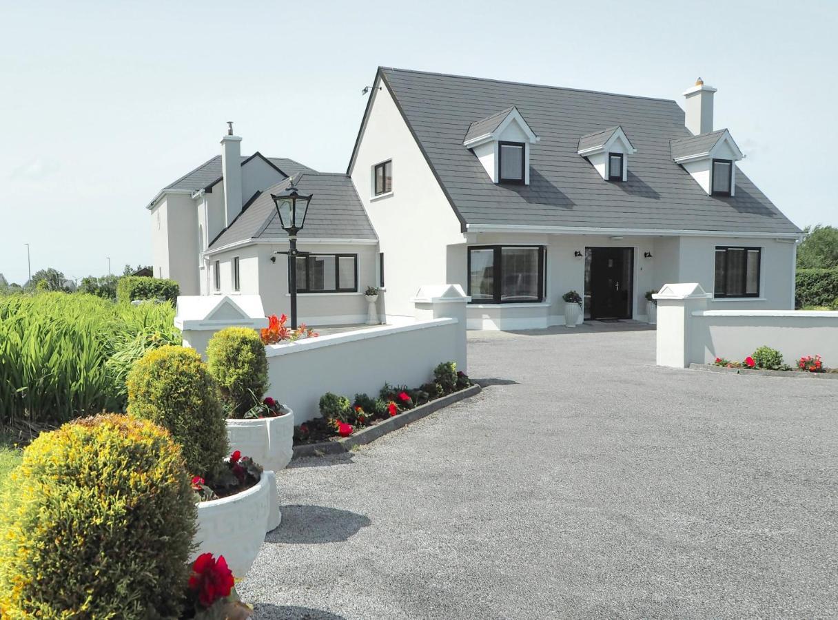 Hillcrest Luxury Apartment Kilrush Exterior photo